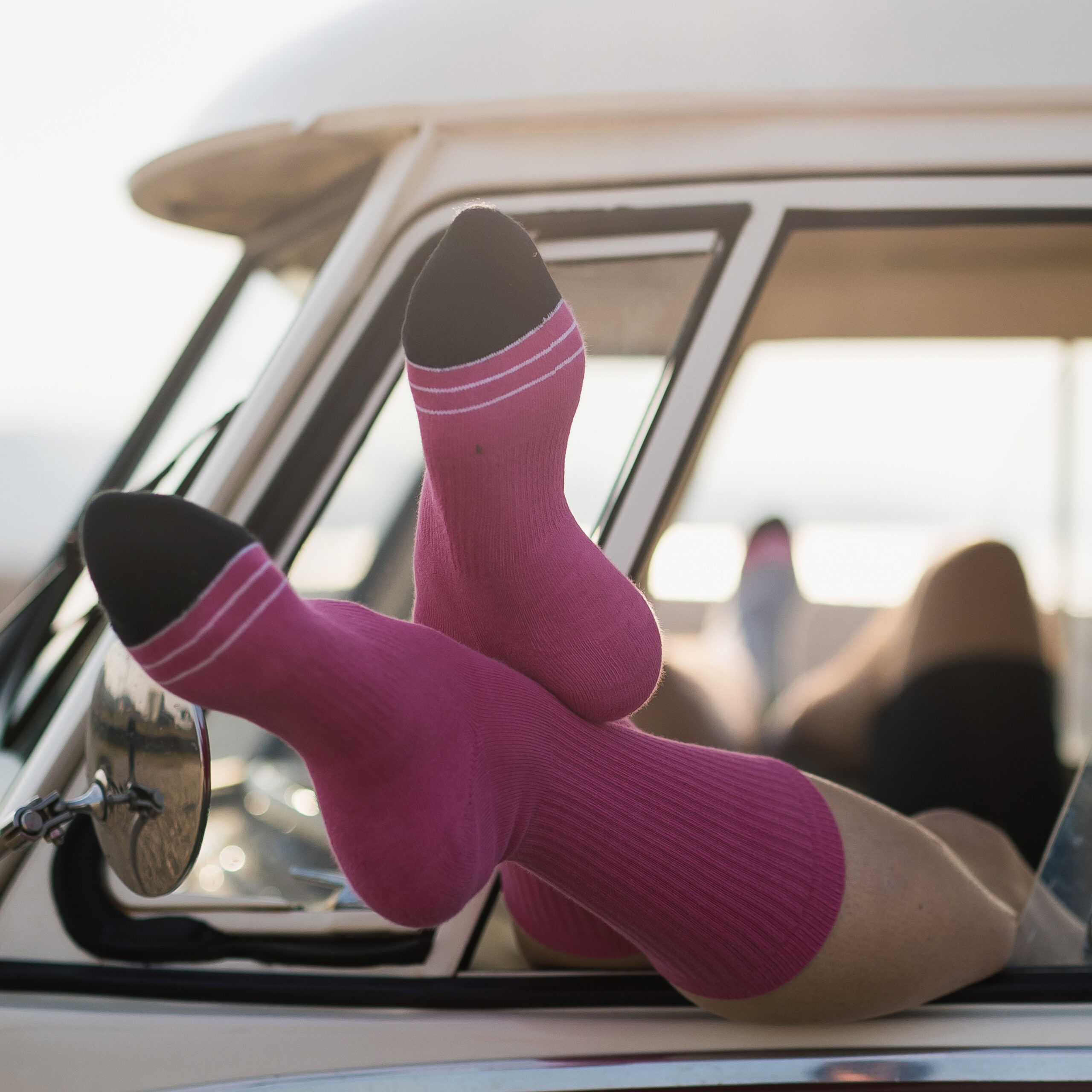 Hardcore Pink - Image 2